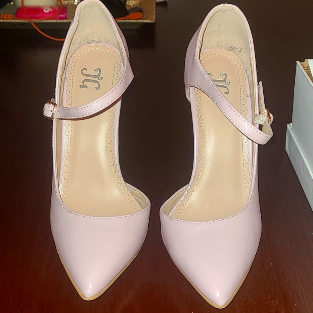 Pink shoes